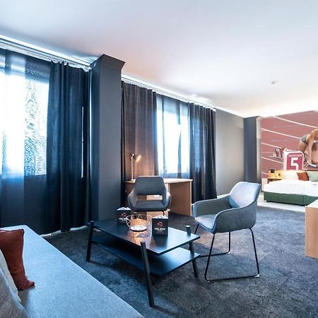 Feel Good Hotel เคมนิตซ์ ภายนอก รูปภาพ
